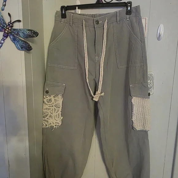 POL Gray Cargo Pants with Crochet Pocket Accents - Picture 1 of 3